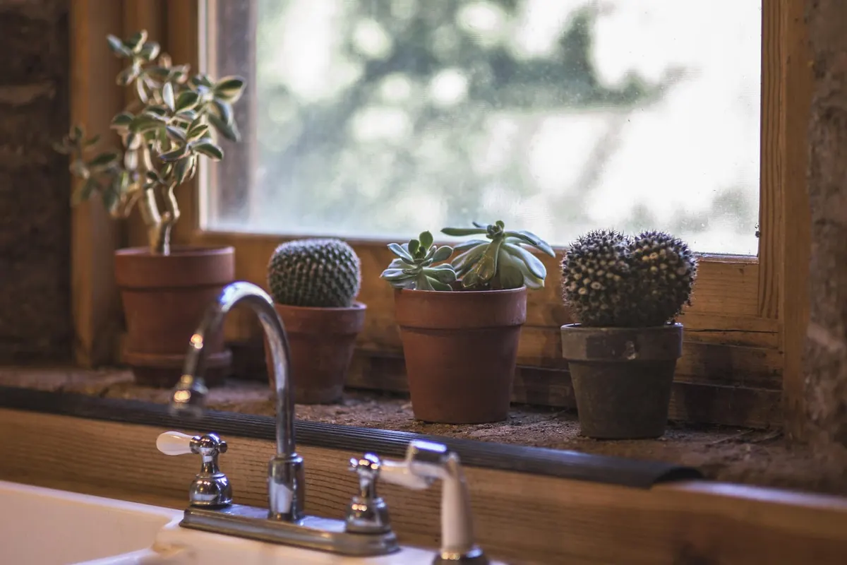 How to Clean a UK Kitchen in 30 Minutes: A Step-by-Step Checklist